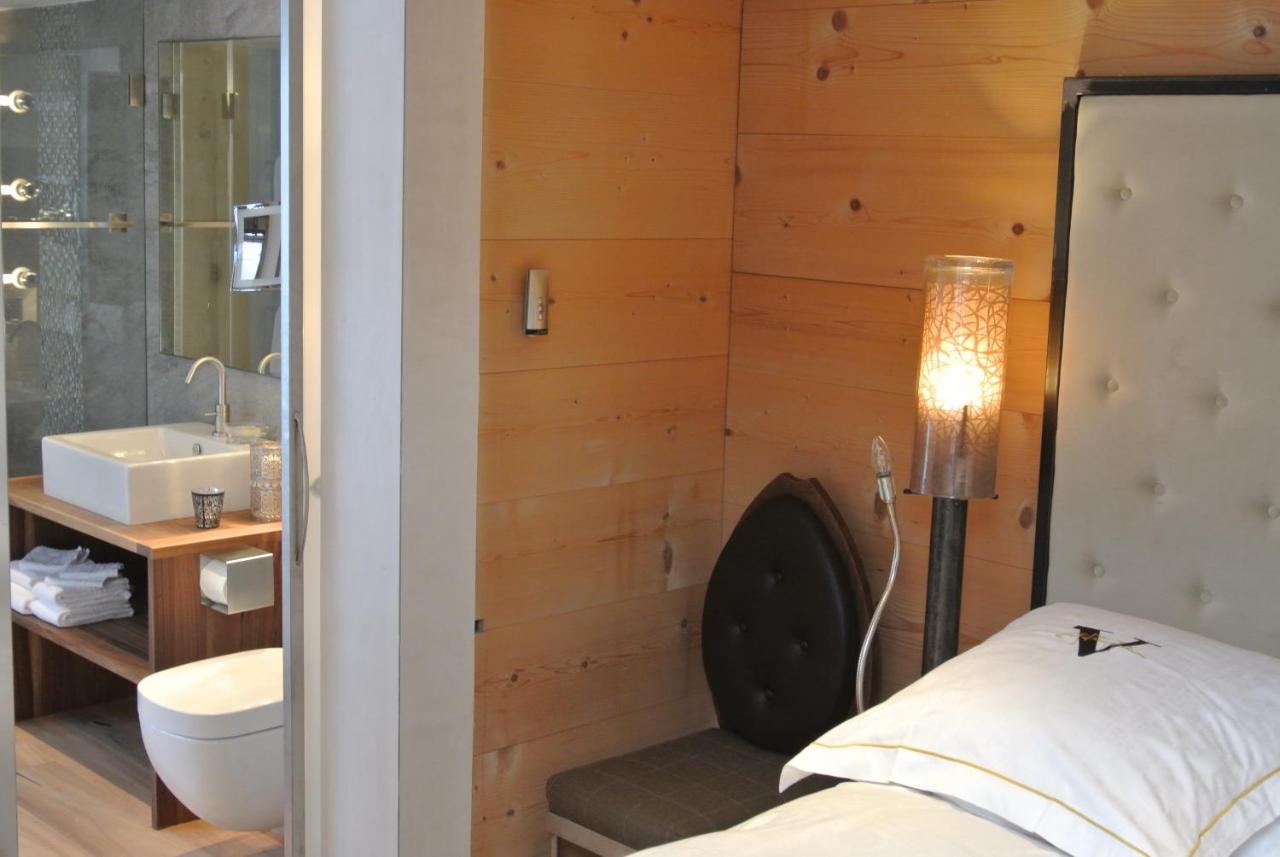 Backstage Hotel Chalet Rooms Zermatt Extérieur photo